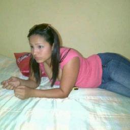 vanelobito's profile picture. soy madre de 2 hermosas niñas que son mi orgullo cada dia , amante de la cocina, aprendiz del mejor maestro mi abuela, extremamente sincera.