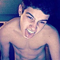 im shit at bio's.
I don't read DM's.
tweet me - i'll reply.