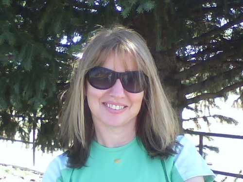 luvdowntowndnvr's profile picture. 