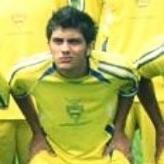 Atleta profissional,
Meia-Atacante do E.C Campo Grande - MS, 18 anos, 
NÃO ME SIGA, SIGA A JESUS CRISTO ELE TE AMA E TE ESPERA !!!