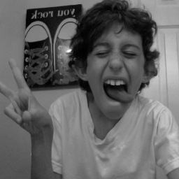 Justmebraeton's profile picture. kill me