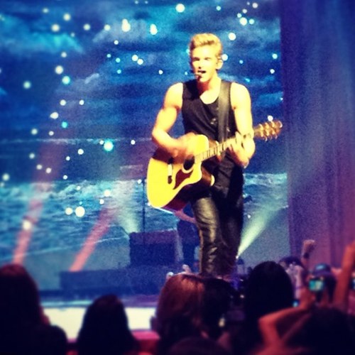 15 year old angel, met Cody once in Toronto :) and he favourite my tweet!!! Download Paradise now!! http://t.co/6COcal6x#GCF