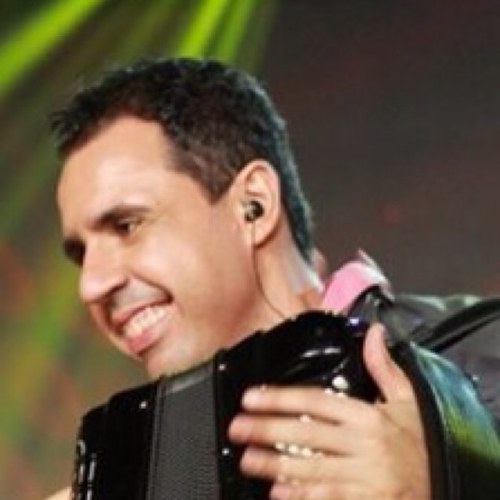 Airton Moura - Tecladista,Sanfoneiro do @seumaxixe Sertanejo pop da BAHIA !!!