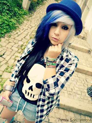 horniiUnicorn's profile picture. piercings, stretchers, rainbow hair:3 BVB, MCR, BOTDF3 i like hugs and random conversations:3