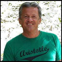 PapouRocks's profile picture. 