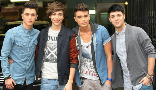 I love union J supported them since beginning of xfactor and I support manchester united follow me I follow back