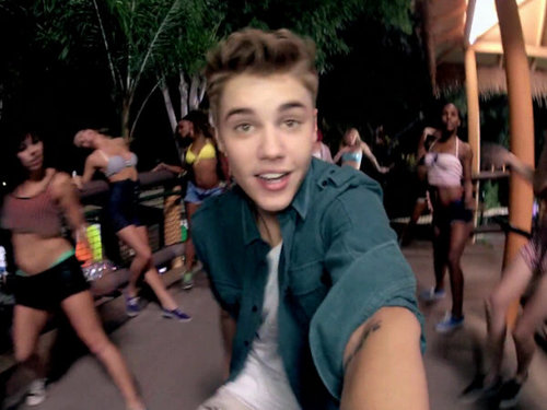 Love Justin till the END. I love you @justinbieber.you're always my hero ♥