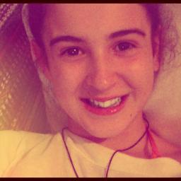 1D, TA y un poco de LM son mi locura! estoy orgullosa de ellos! no creo q los olvide! espero algun día q me sigan
