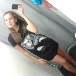 Heey guys! 
My name is Daira,I'm from Bosnia and Herzegovina. I'm directioner and Barcelona fan :)