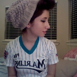 N0TLovestoned's profile picture. Single. Genderqueer.