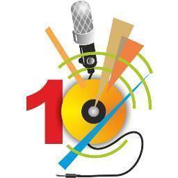 Emisora de la comuna 10 de Medellín. Voces comunitarias con sentidos, transmitiendo desde: http://t.co/OruFQsRe1D