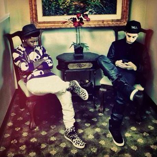 biebuhkid's profile picture. my idol is perfect