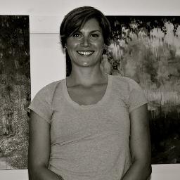 Picture painter. Inspiration seeker. Art gallery curator. Slow food lover. Visual art promoter.
