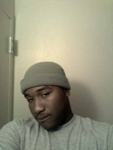 MR_TRIPOD's profile picture. GOTTA STACK DIS PAPER SO I CAN SURVIVE....JUS TRYNA REST IN PEACE WHILE IM STILL ALIVE...