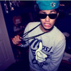 ✰ Volgen is op eigen Risico ✰ Alles is Retweetbaar ✰