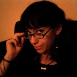 Enfermera, Fanatica del Anime y la Cultura Nipona, Adoradora de Hyde.