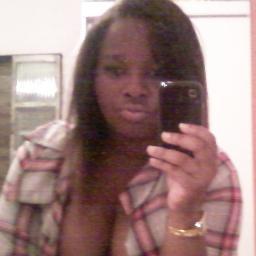 ordinary girl ♫ . atitudes provam palavras iludem .-.