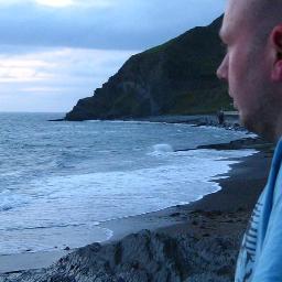 adhrose's profile picture. Pro UK, pro EU 🇪🇺 🇬🇧