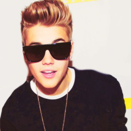 -Don't judge , your not perfect ♥
JB. followed me 05/23/11, Best day ❤ Wanna get fucked up?