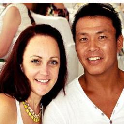 Husband & wife team: Qualified nutritionist, university lecturer & a surf loving chef. No fads, no diets, no bull$hit.