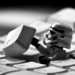 kaidouwarashi's profile picture. 愛妻に「あなたって顔は薄いのにキャラは濃いよねぇ…」と微妙なコメントを言われておりますが、仕事では何故か出会った方々に幸運と富をもたらしてしまうアラフィフ営業マンです。