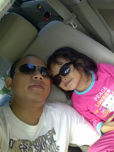 Khanza's mom