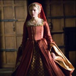 Really, I'm the only sensible Boleyn. I didn't lose my head did I? Daughter of the scheming @ThomasBoleyn2, sister of @MarquessofPem & @LordRochford