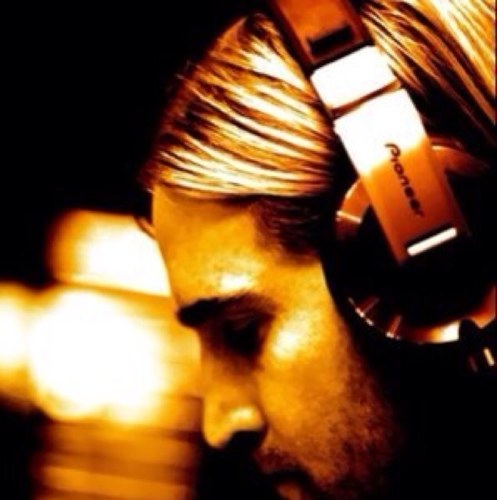 🖤 Music | DJ | Producer | @smaakmusic ⚡️ 📍Cape Town 🇿🇦 House • Tech • Progressive https://t.co/oidInZiQ4K