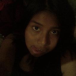 Yo soy full facebook, pero decidi entrarle al twitter, porque todo el tiempo tengo algo nuevo q hacer, asi q decidi q el twitter era lo mio yeeess..!!!! XD