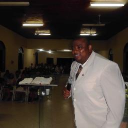 Sou Pastor Conferencista da Palavra de Deus, Casado com a Miss. Izabel @Paula_Fonseca12
, e Vivo Inteiramente para a Obra  de Deus
(67) 9643-0120- Vivo...