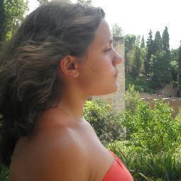 Étudiante/stagiaire en traduction, lectrice passionnée, voyageuse.