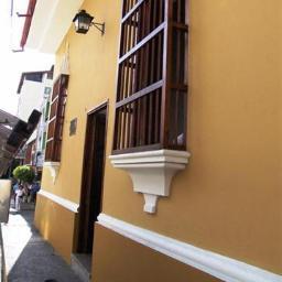 CasaBossetM's profile picture. Ubicada en la avenida (4) Bolívar entre calles20y21, la @CasaBossetM, de arq colonial, es la CasaFamiliar del prócer de la independencia JuanAntonioParedes,1680