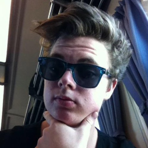 Wrighty__69's profile picture. mother trucking pimp!!! ;D