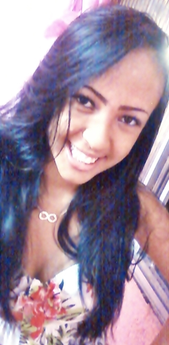 - 
Sou grata por tudo q Deus tirou de mim , & tudo q ele me deu !