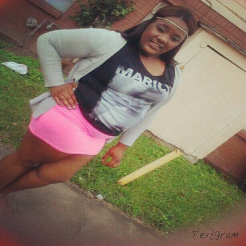 Call Me jazzy Fha btw Fuck A Nigga Gett Money $$$$ ,