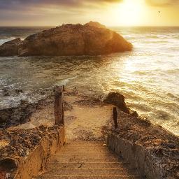 KnightOfSpirit's profile picture. 스토리텔러를 꿈꾸는 평범한 사람. 너의 바다를 오롯이 항해하라