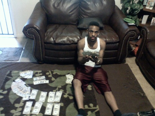Lil Chris 19
#HighlandHillz #Dec.23 #TJC #Capricorn #TiogaMoneyGang Anything Else Slap Dat Follow Button ill Follow Back !