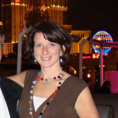 Profile Picture of Amy Rathbone (@dotdesserts) on Twitter