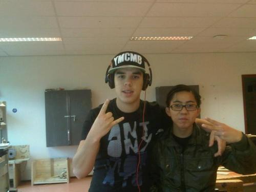 NF=FB

#SPALLDAY

#Saffraanplein

#SPALSMEBIRIE!