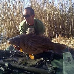 eltonfivaz's profile picture. http://t.co/0FTy4FxXcj