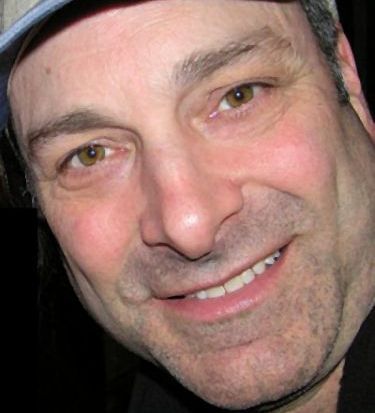 Green4peace's profile picture. : Independent, caring, humorous. Interested in music, film, progressive politics. I'm an uncle, trying to green the world for them.