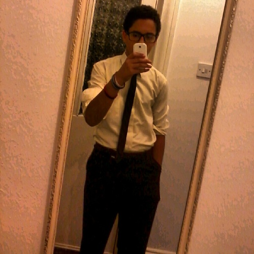 Hotgetheska's profile picture. Portuguese, Angolan, English, Italian.