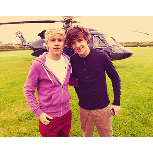 d_nadiana's profile picture. 