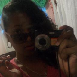 ¡¡♥el swaage . bailar la música todos....,.,no me gusta las persona lleva vida ..........ah y le tengo asco a las cucaracha ¡¡ muack pa to esa gente con pik;