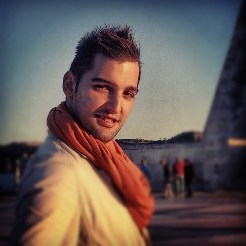 Rmota89's profile picture. 