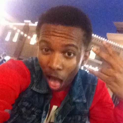 #High School Kidd 
#Cool AF
#Basketball Player #13
#Taken❤
#Classic Joker 
# I Follow Back. )