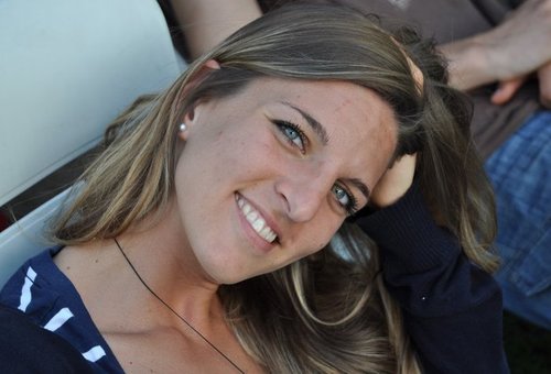 AgneSeba's profile picture. I LOVE....love my son more than anything, my family and my Friends (big F), love my job, i love music,movies&books.definitly love bball.love travel.I love LIFE.