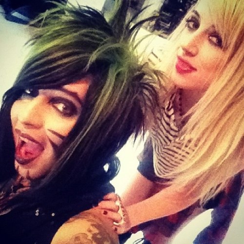 DahvicVanity's profile picture. Married to the beautiful @HcleyRcse since November 8 2012. our kids are my world. Jasper, Belle, Hope, Sabri, Liam and Ian. (RP account)