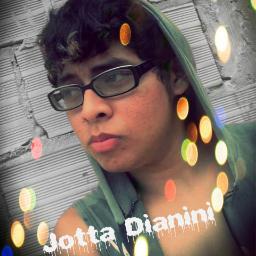tenho 16anos,sou lindo, meigo amoroso,romantico, amo a quem me ama,sou chocolatra.