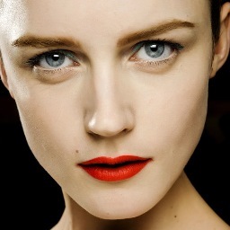 lauramccone's profile picture. Belgian Kiwi, grew up in Dubai. Special mind!